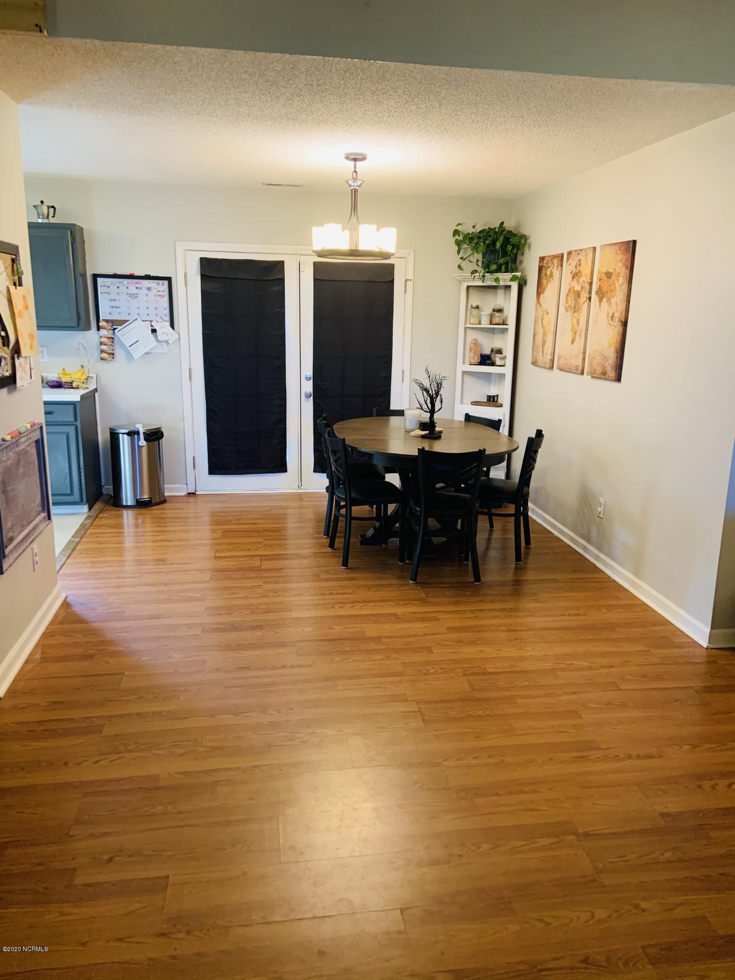 140 Parnell Road Hubert, NC 28539 - Photo 8 of 19 Dining Room