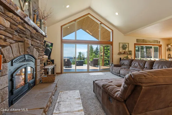 $1,699,000 | 17378 North Freddi Road, Rathdrum, ID 83858