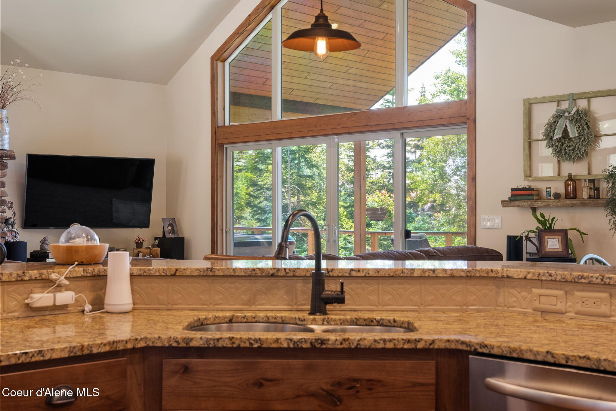 17378 North Freddi Road Rathdrum, ID 83858 - Photo 16 of 93 Kitchen View