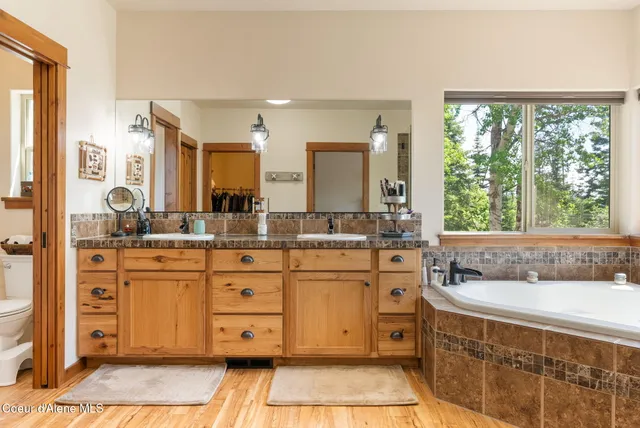 $1,699,000 | 17378 North Freddi Road, Rathdrum, ID 83858