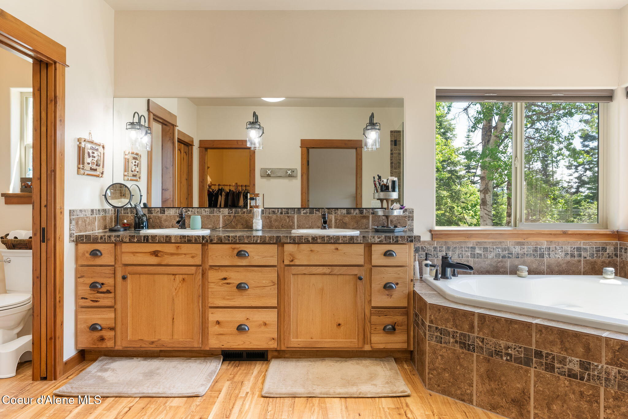 17378 North Freddi Road Rathdrum, ID 83858 - Photo 27 of 93 Primary Bathroom (1)