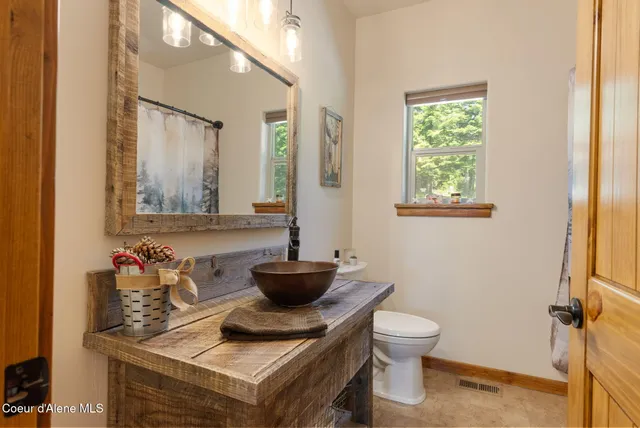 $1,699,000 | 17378 North Freddi Road, Rathdrum, ID 83858