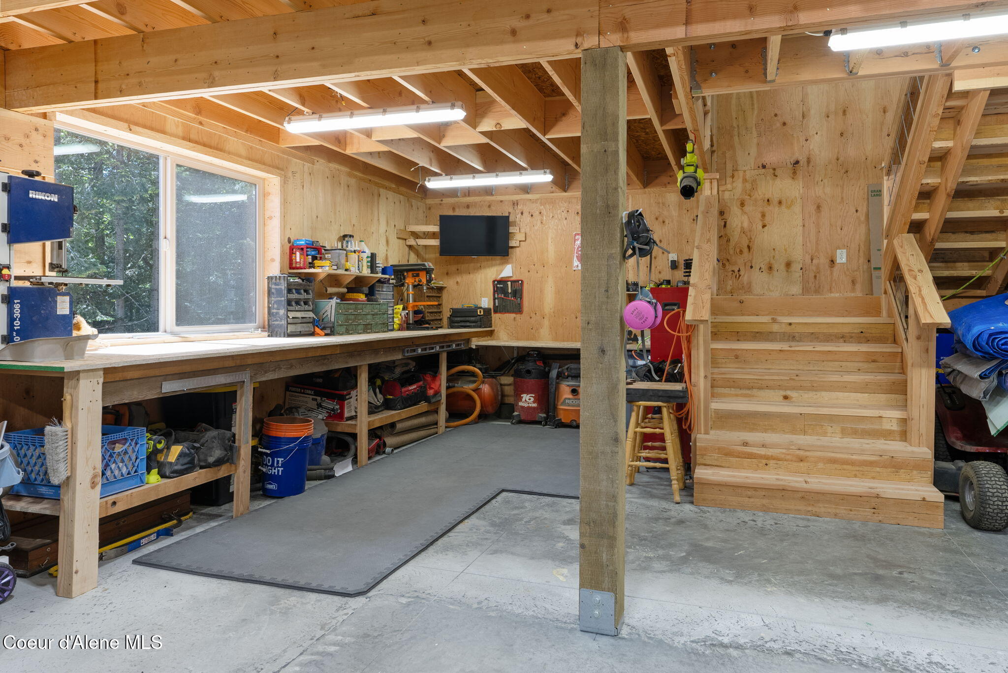 17378 North Freddi Road Rathdrum, ID 83858 - Photo 70 of 93 workbench