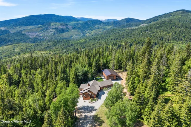 $1,699,000 | 17378 North Freddi Road, Rathdrum, ID 83858