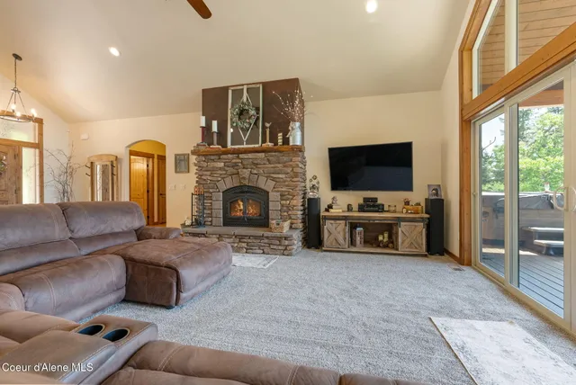 $1,699,000 | 17378 North Freddi Road, Rathdrum, ID 83858