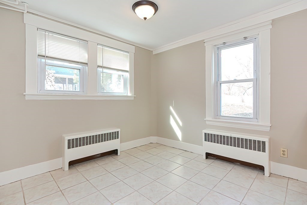 9 Maple Street Mendon, MA 01756 - Photo 11 of 34 Gallery Image 11