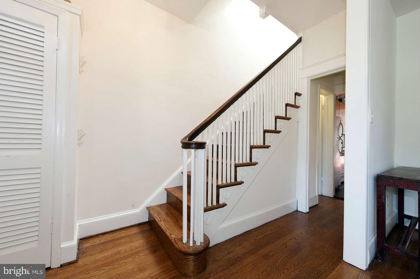 2413 Tunlaw Road Northwest Washington, DC 20007 - Photo 12 of 30 Interior General