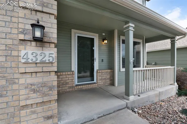 a view of outdoor space