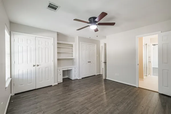 $935,000 | 502 Lee Shore Lane, Houston, TX 77079