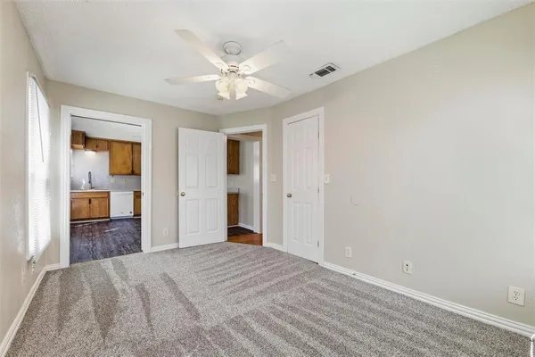 $225,000 | 317 Southeast 12th Street, Grand Prairie, TX 75051