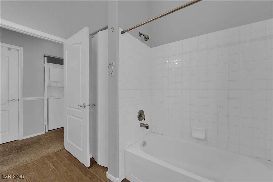 2305 West Horizon Ridge Parkway, Unit 3512 Henderson, NV 89052 - Photo 13 of 29 Full bathroom featuring bathtub / shower combination and dark wood-style flooring