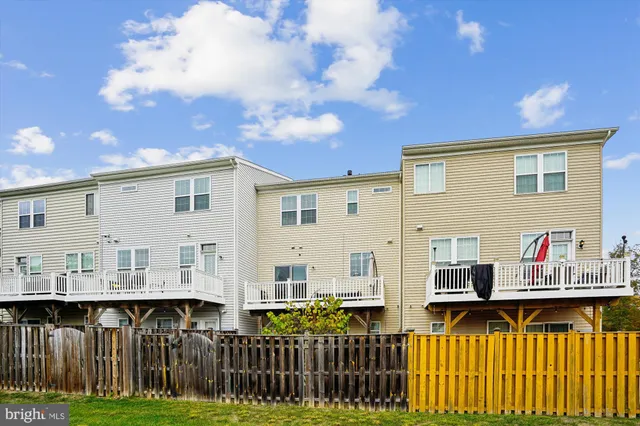 $685,000 | 6804 Bryson Circle, Haymarket, VA 20169