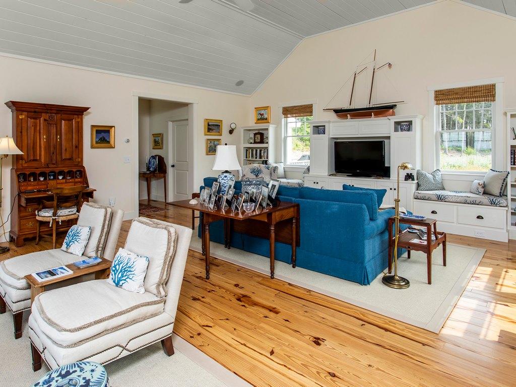 225 Shore Road East Boothbay, ME 04544 - Photo 12 of 28 12