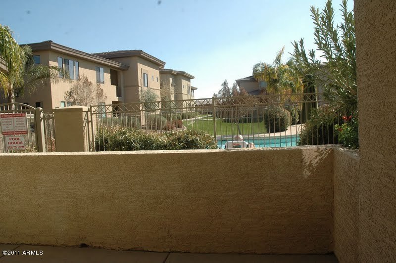 3330 South Gilbert Road, Unit 1039 Chandler, AZ 85286 - Photo 5 of 5 Patio view