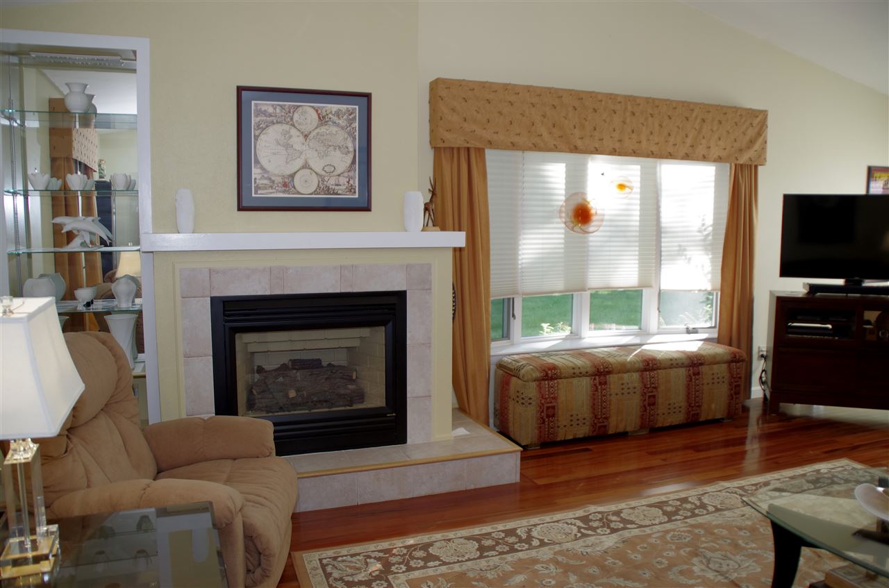 17 Corson Street Rochester, NH 03867 - Photo 4 of 17