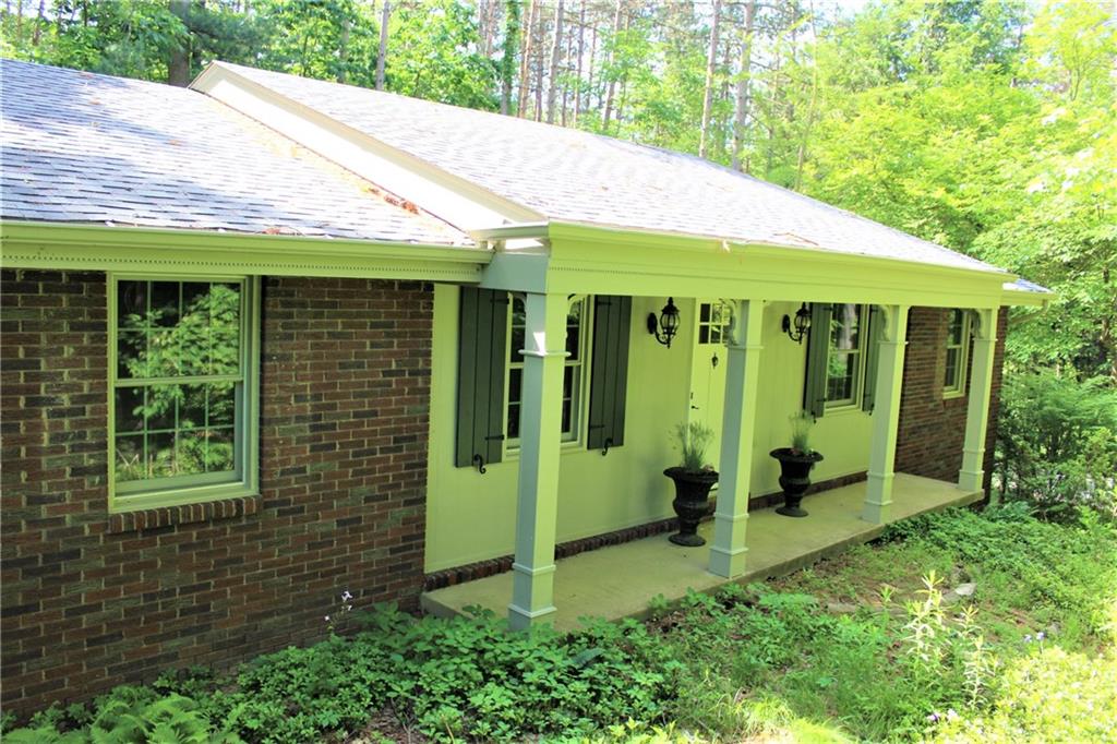1084 Spring Hill Road Murrysville, PA 15668 - Photo 2 of 25 Gallery Image 2