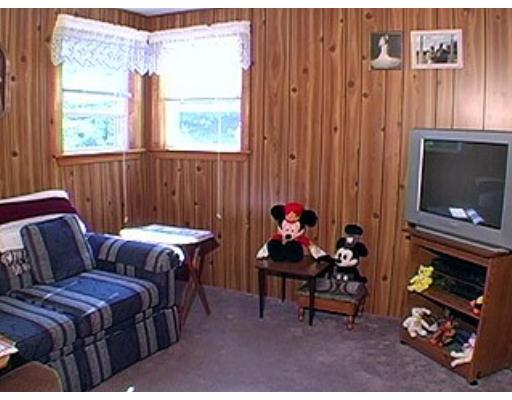 36 Anthony Road Tewksbury, MA 01876 - Photo 5 of 12 Gallery Image 5