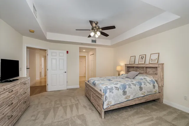 $4,000 | 125 Pulsipher Avenue, Unit 402, Cocoa Beach, FL 32931