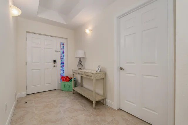 $4,000 | 125 Pulsipher Avenue, Unit 402, Cocoa Beach, FL 32931