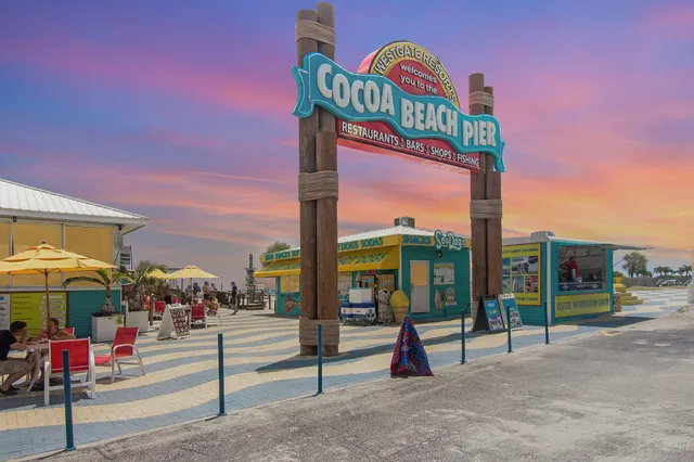 $4,000 | 125 Pulsipher Avenue, Unit 402, Cocoa Beach, FL 32931