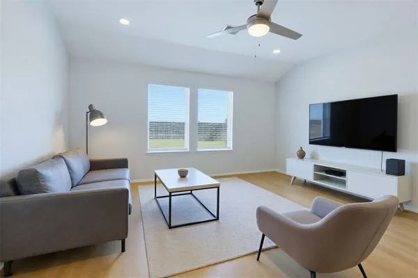 $2,100 | 16034 Mersmann Rdg Lane, Cypress, TX 77433