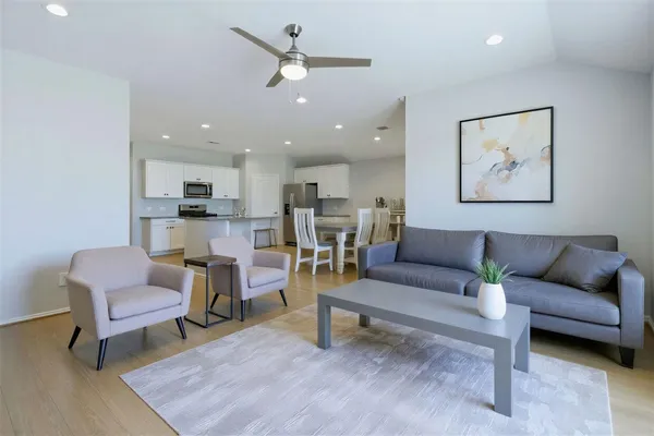 $2,100 | 16034 Mersmann Rdg Lane, Cypress, TX 77433