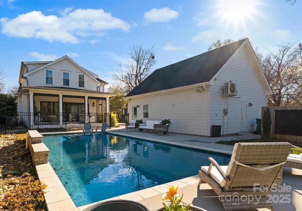 3415 Holt Street Charlotte, NC 28205 - Photo 4 of 48