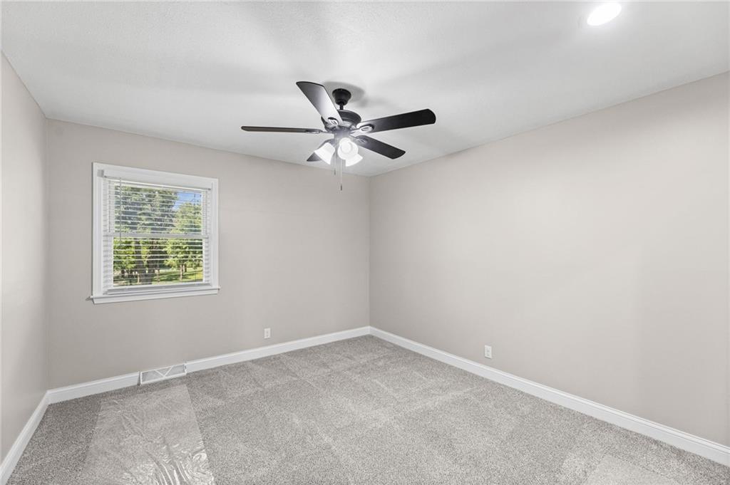 12223 Hills Road Kearney, MO 64060 - Photo 27 of 59
