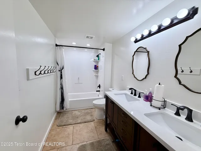 $547,000 | 161 Vista W Drive, Star Valley Ranch, WY 83127