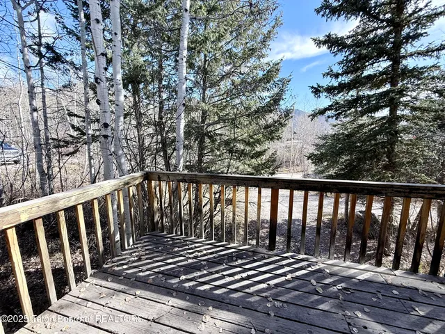 $547,000 | 161 Vista W Drive, Star Valley Ranch, WY 83127