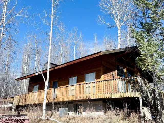 $547,000 | 161 Vista W Drive, Star Valley Ranch, WY 83127