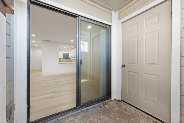 $315,000 | 7401 Auburn Oaks Court, Unit M, Citrus Heights, CA 95621