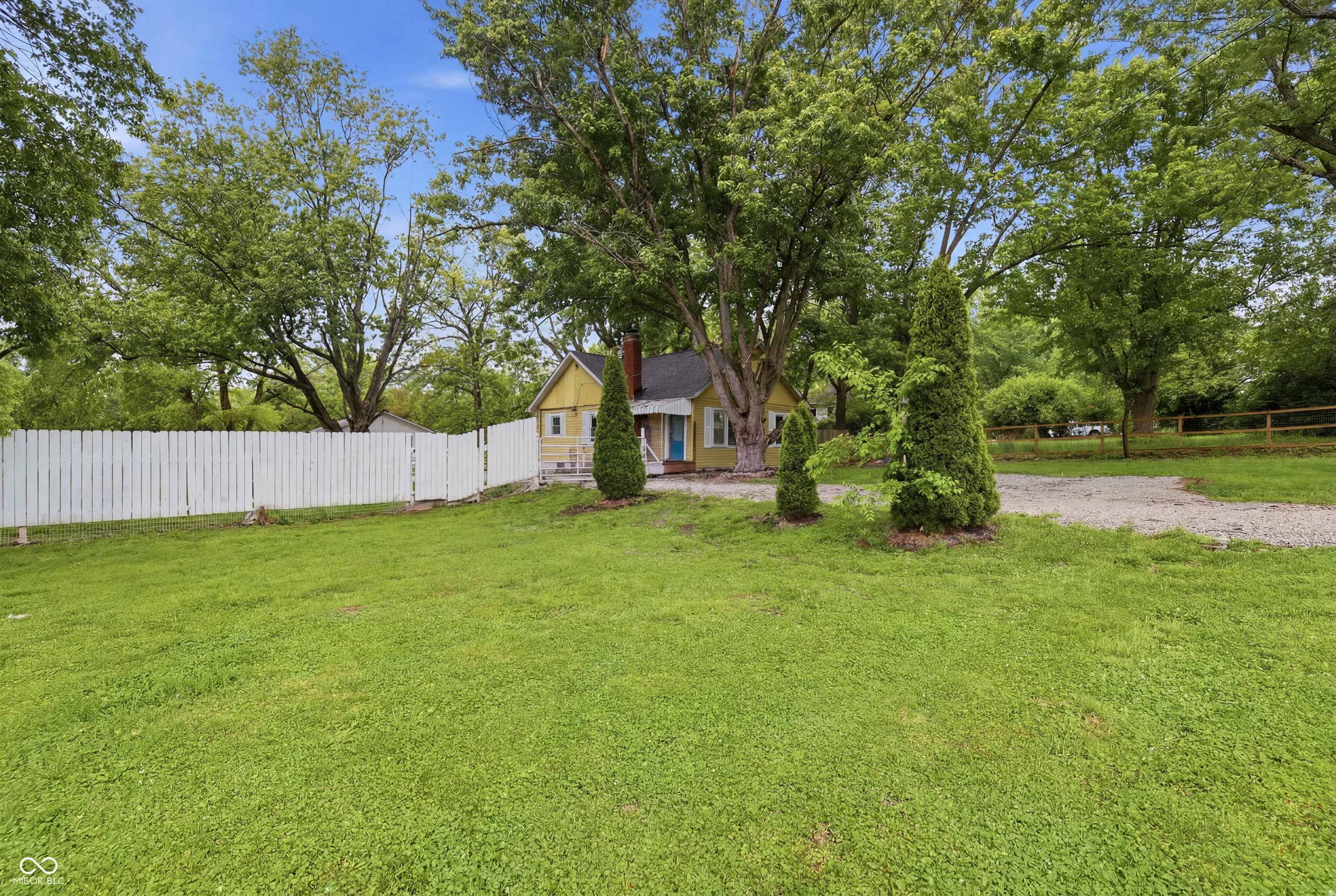 8520 Morgantown Road Indianapolis, IN 46217 - Photo 27 of 31