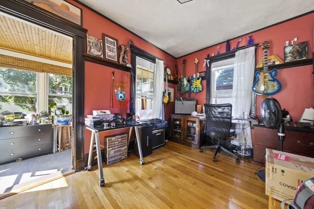 16 Hamilton Road Somerville, MA 02144 - Photo 20 of 40 Gallery Image 20