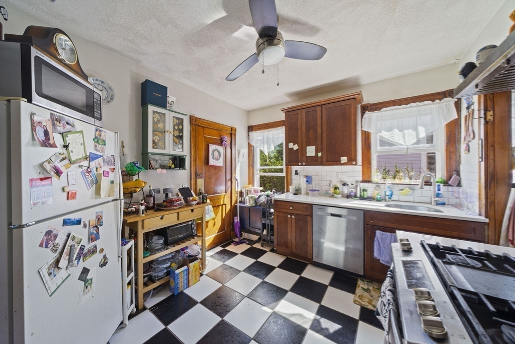 16 Hamilton Road Somerville, MA 02144 - Photo 32 of 40 Gallery Image 32