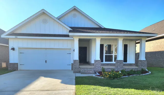 $2,200 | 7890 Burnside Loop, Pensacola, FL 32526