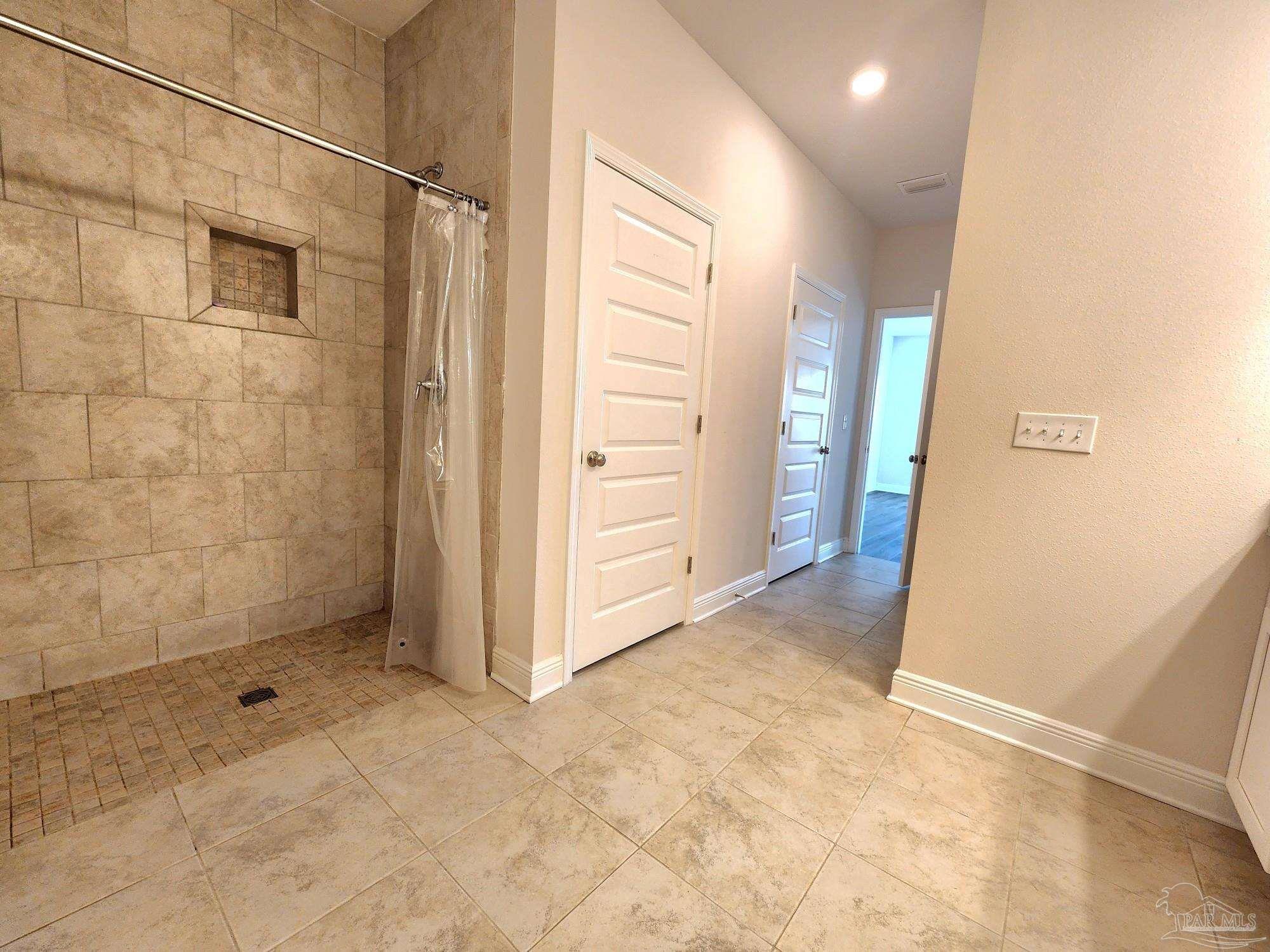 7890 Burnside Loop Pensacola, FL 32526 - Photo 12 of 29