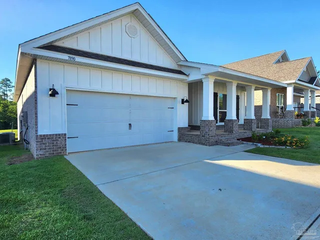 $2,200 | 7890 Burnside Loop, Pensacola, FL 32526