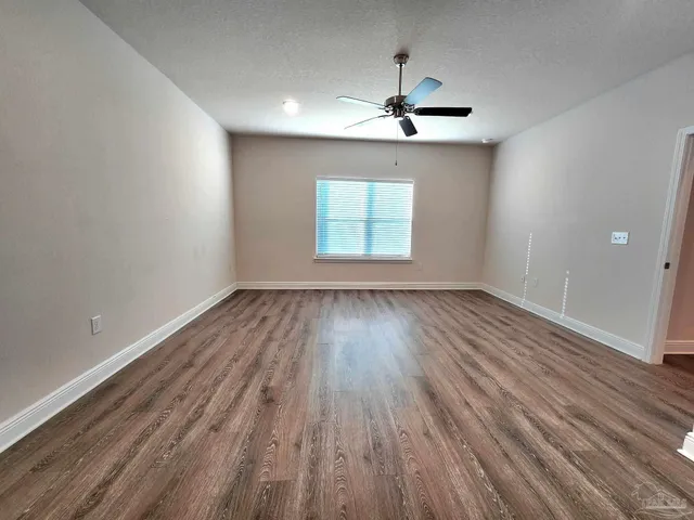 $2,200 | 7890 Burnside Loop, Pensacola, FL 32526