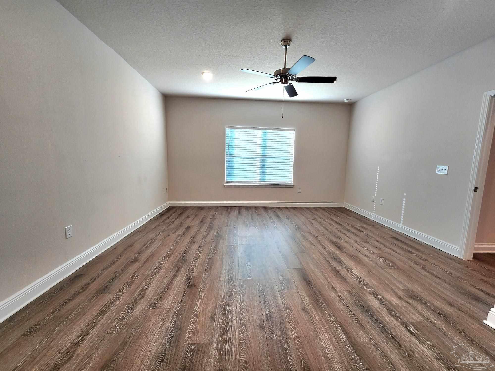 7890 Burnside Loop Pensacola, FL 32526 - Photo 9 of 29