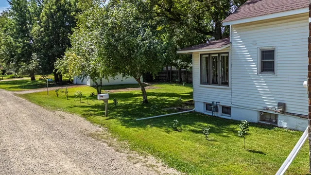 $269,999 | 5012 South Cleveland Street, Lonsdale, MN 55046