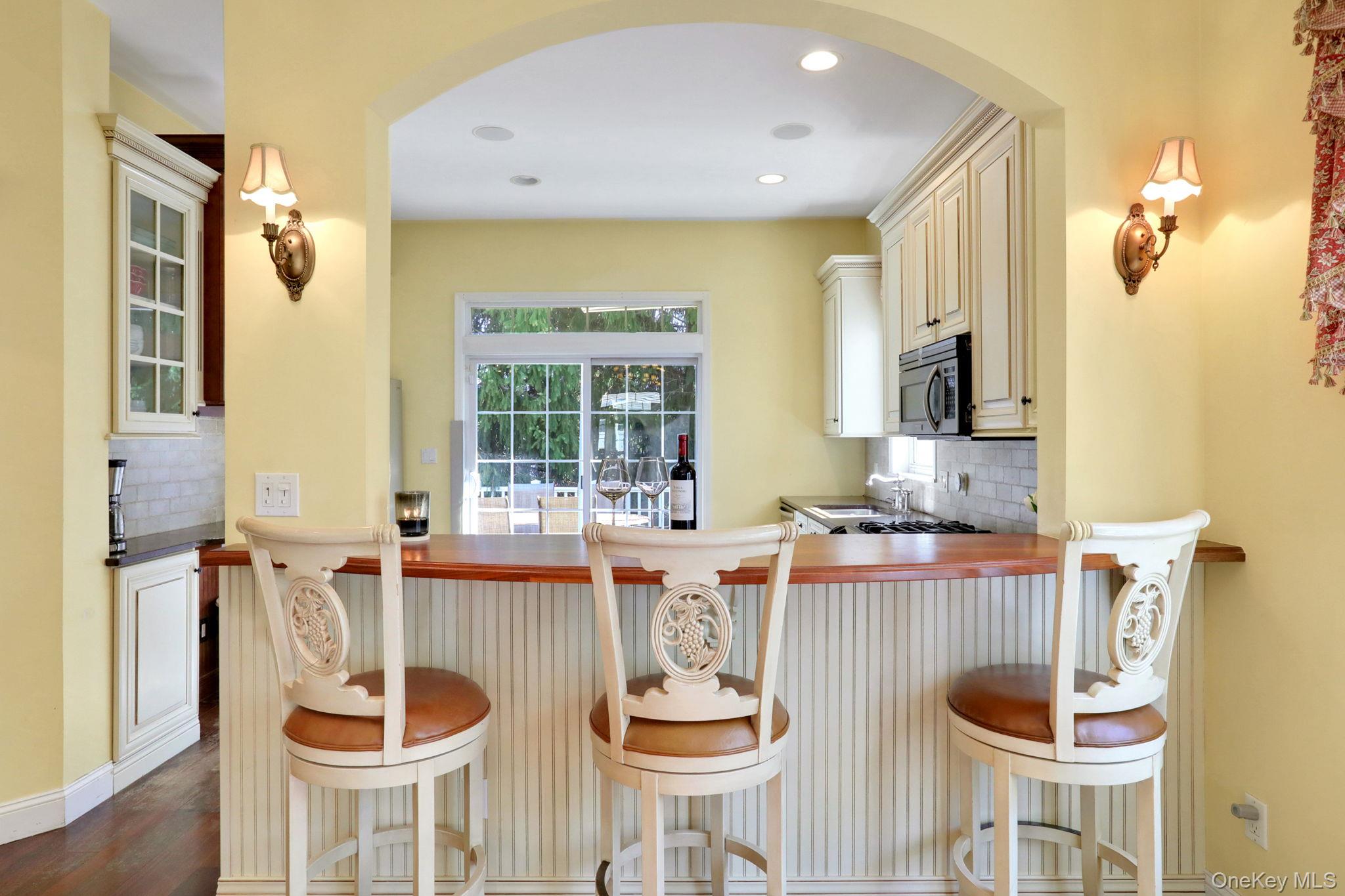 26 Reunion Road Rye Brook, NY 10573 - Photo 13 of 48 a dining room with furniture and window