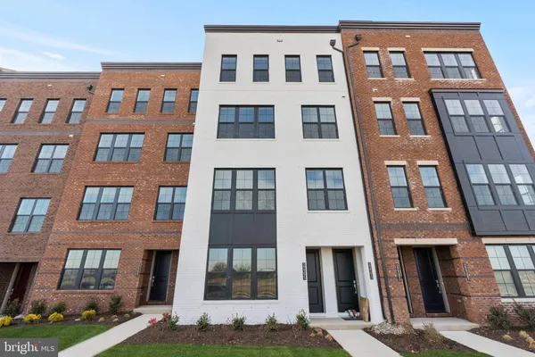 $3,100 | 22395 Claude Moore Drive, Ashburn, VA 20148