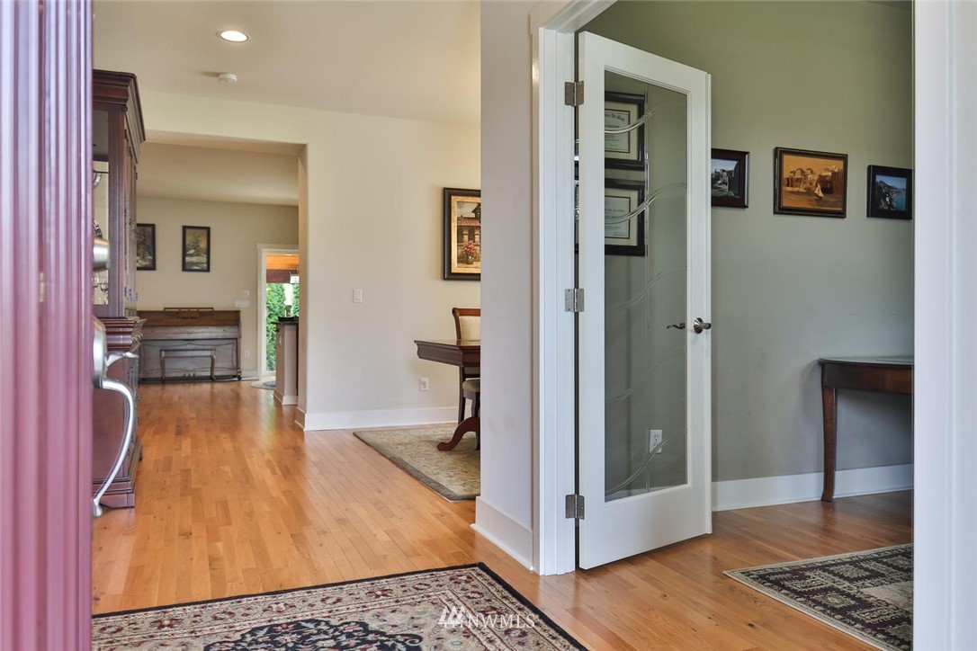 21932 44th Drive Southeast Bothell, WA 98021 - Photo 2 of 24