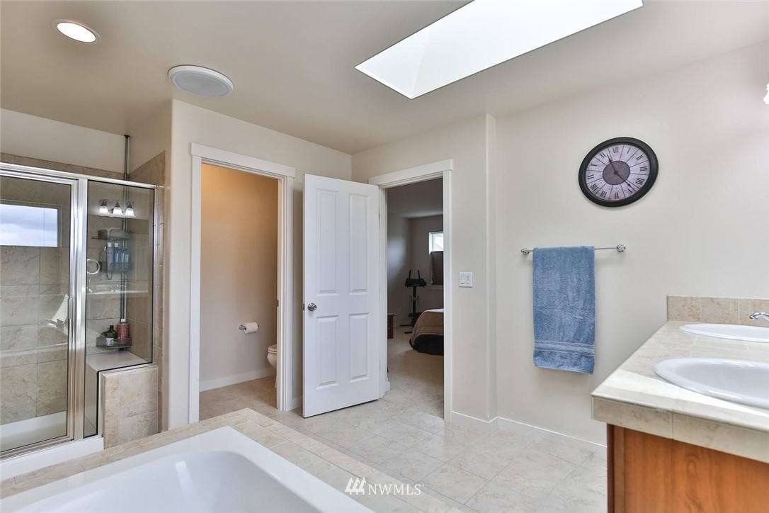 21932 44th Drive Southeast Bothell, WA 98021 - Photo 16 of 24