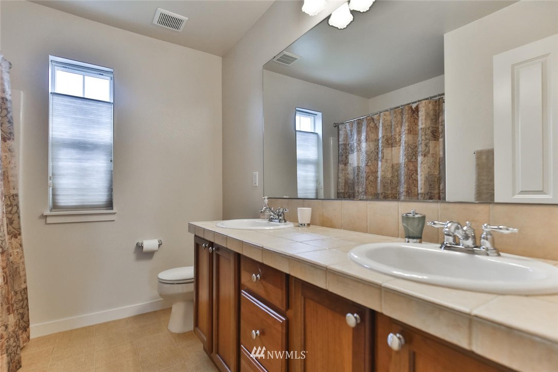 21932 44th Drive Southeast Bothell, WA 98021 - Photo 19 of 24