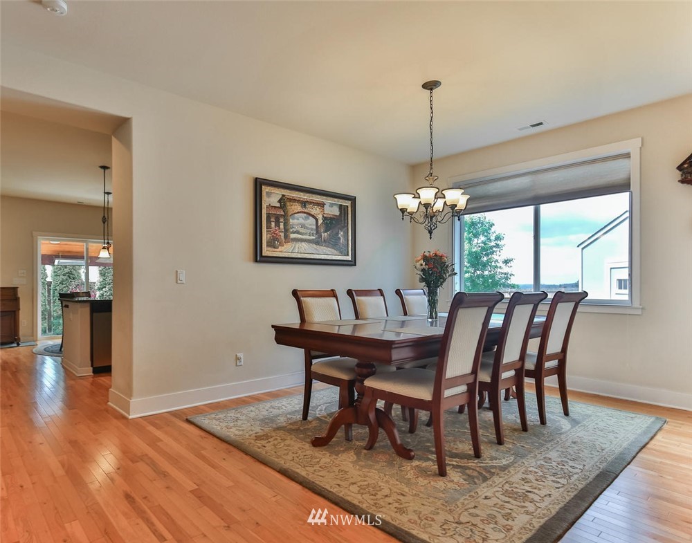 21932 44th Drive Southeast Bothell, WA 98021 - Photo 4 of 24
