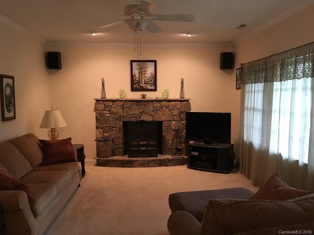 20 McDonald Road Arden, NC 28704 - Photo 5 of 20 Gallery Image 5