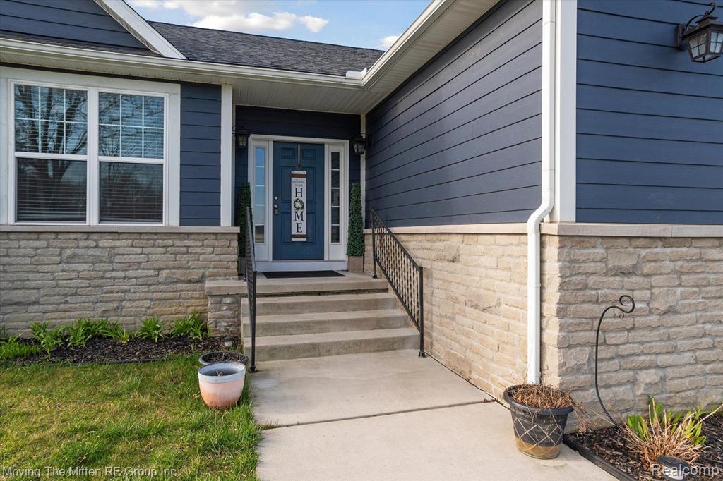 48035 Willis Road Belleville, MI 48111 - Photo 3 of 54