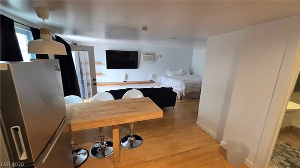 $1,000 | 3418 Oneida Way, Unit 1, Las Vegas, NV 89169